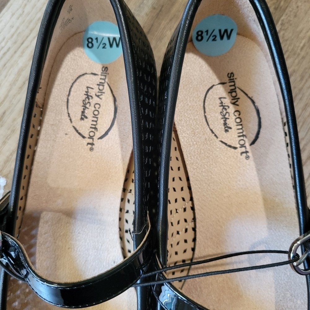 Life Stride Black Women's Shoes - Picture 2 of 8